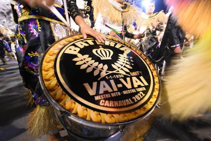 Escola de samba vai-vai é investigada por possível ligação com facção criminosa PCC