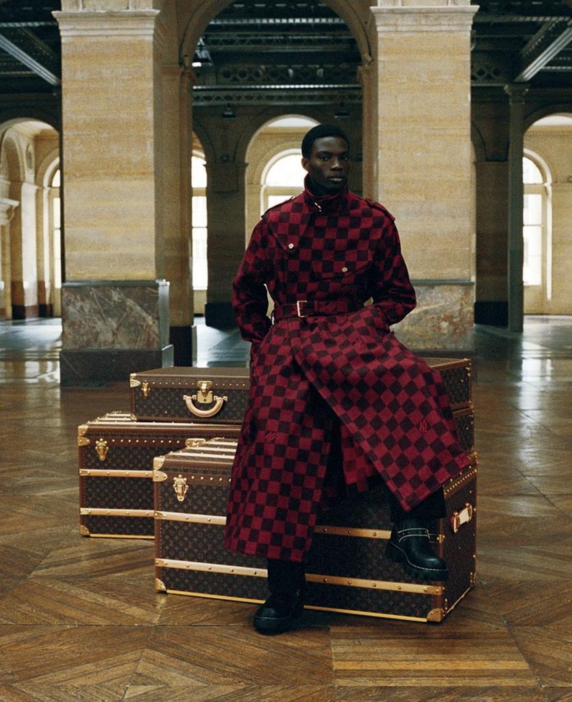 A nova coleção da Louis Vuitton com Pharrell Williams ressalta charme e beleza aos looks masculinos