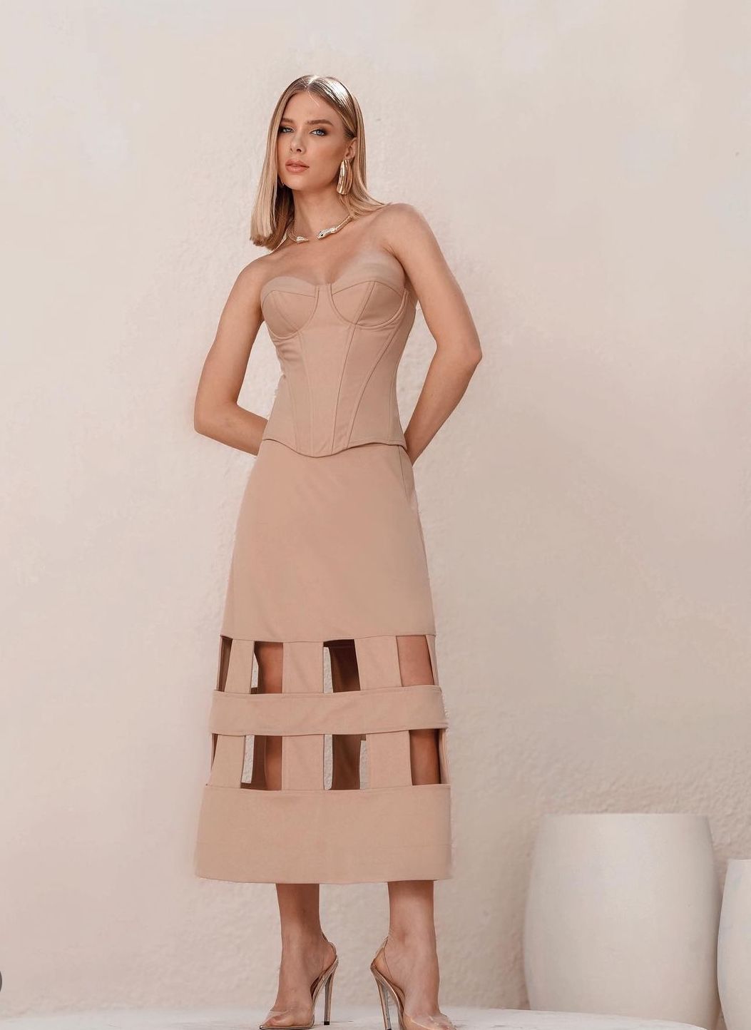 Corset Mafê é uma peça de destaque que combina estilo e elegância