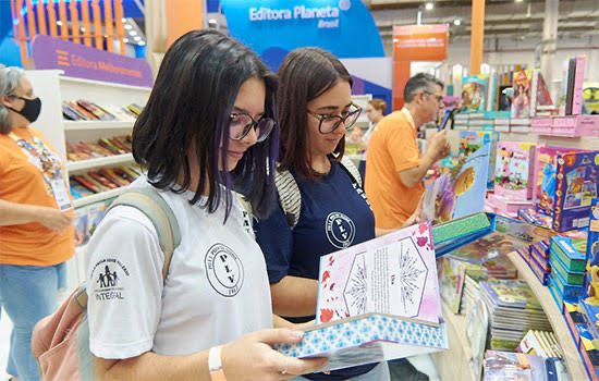 VR Editora traz Jeff Kinney à Bienal do Livro de SP: confira a programação completa