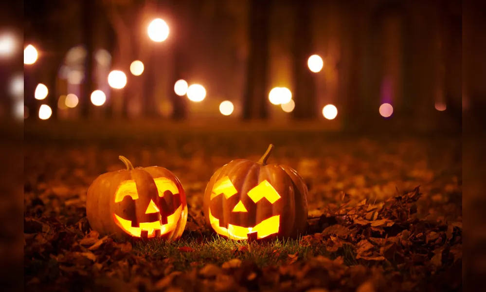 Halloween vira parte da cultura brasileira com adaptações em relação a festa americana