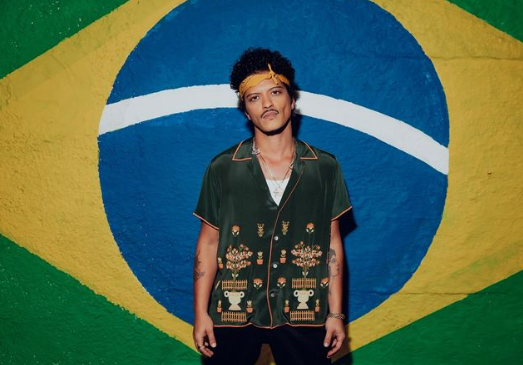 Bruno Mars faz vídeo de homenagem ao Brasil após shows no país