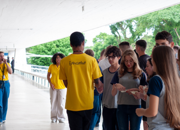 Férias de julho no MON terão visitas guiadas e programação especial para toda a família
