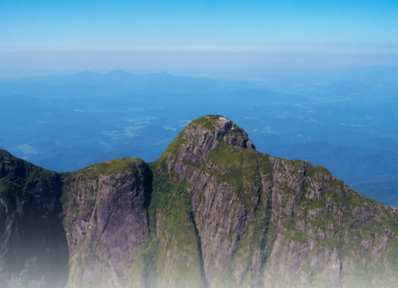 Pico Paraná completa 85 anos da primeira conquista e segue como maior montanha do Sul do Brasil Pico Paraná